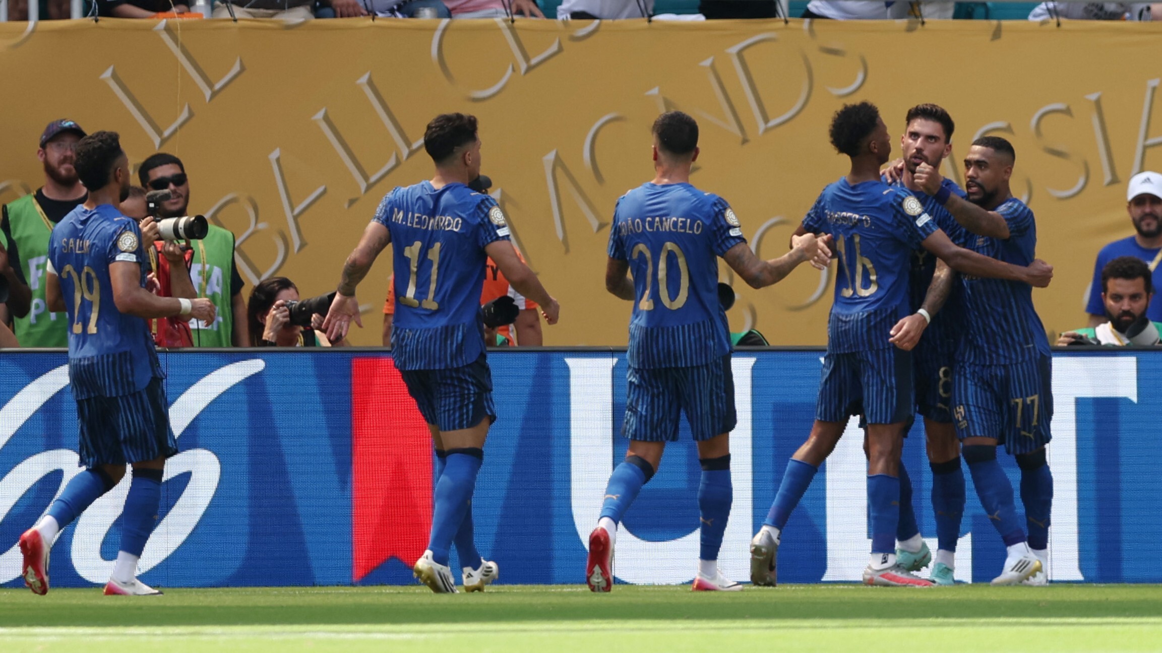 马德里竞技鏖战那不勒斯,迪马利亚扛起全队 马德里竞技鏖战那不勒斯,迪马利亚扛起全队