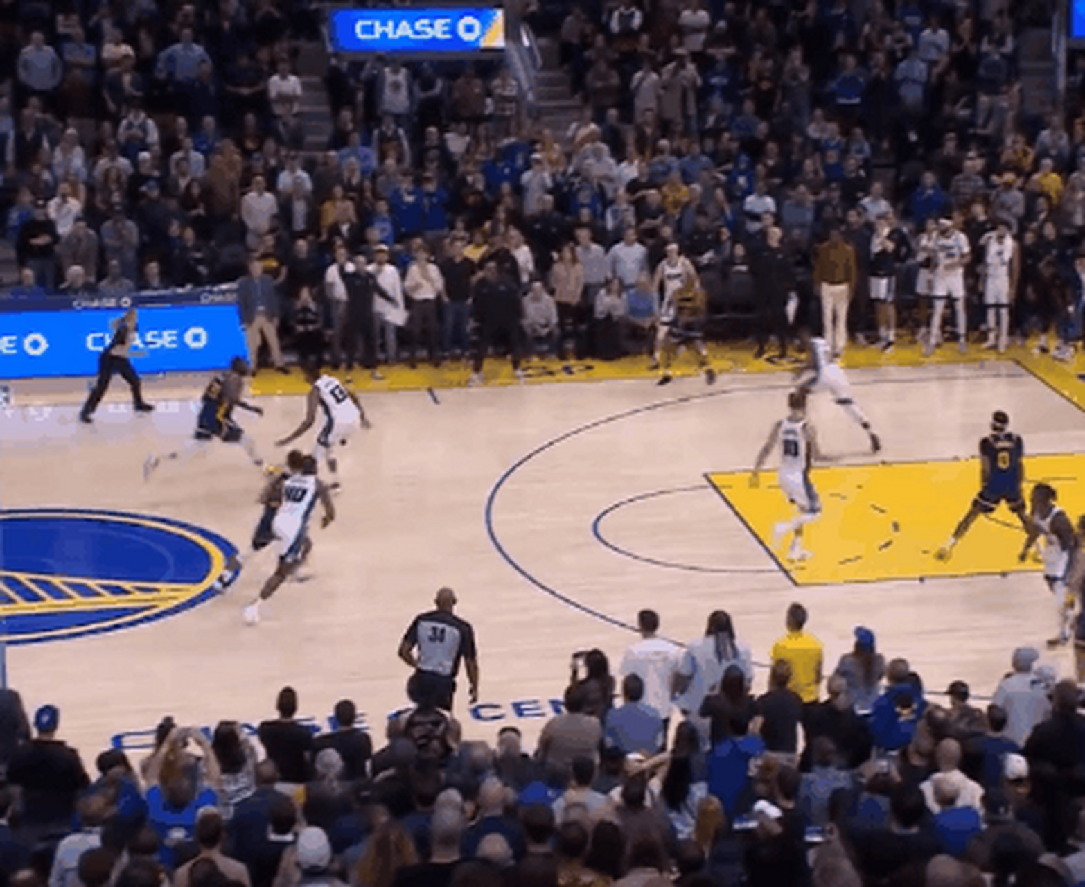 国王逆转山西队，克莱扛起全队