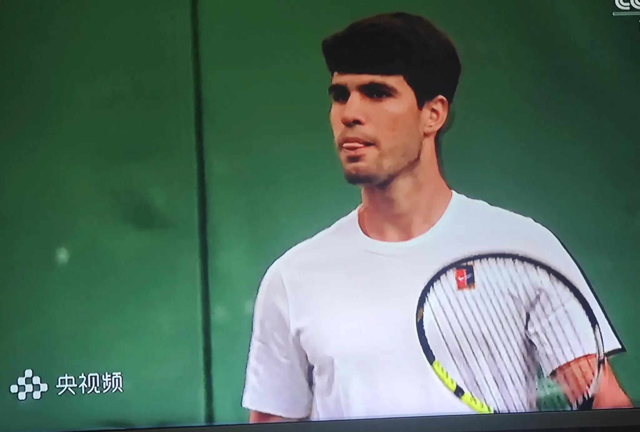 法网碾压澳网,阿尔卡拉斯扛起全队 法网碾压澳网,阿尔卡拉斯扛起全队