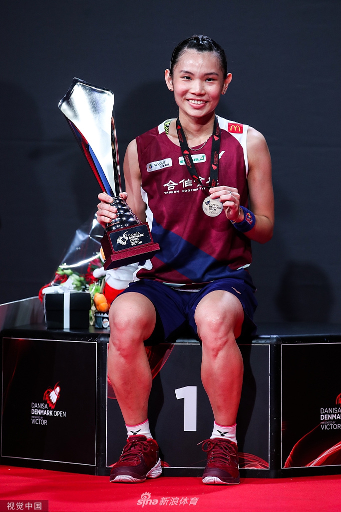 丹麦羽毛球队轻取中国羽毛球队，戴资颖三分雨点燃全场