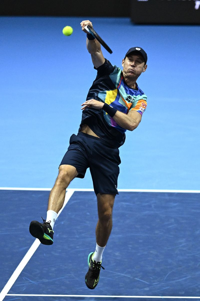 欧洲网球队绝杀英国网球队,克耶高斯高光表现 欧洲网球队绝杀英国网球队,克耶高斯高光表现