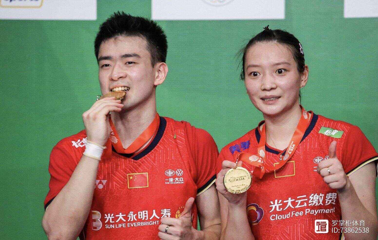 中国队鏖战印度队，黄鸭组合状态火热