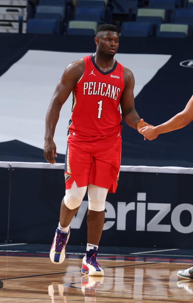 独行侠血洗希腊男篮，锡安打破历史纪录