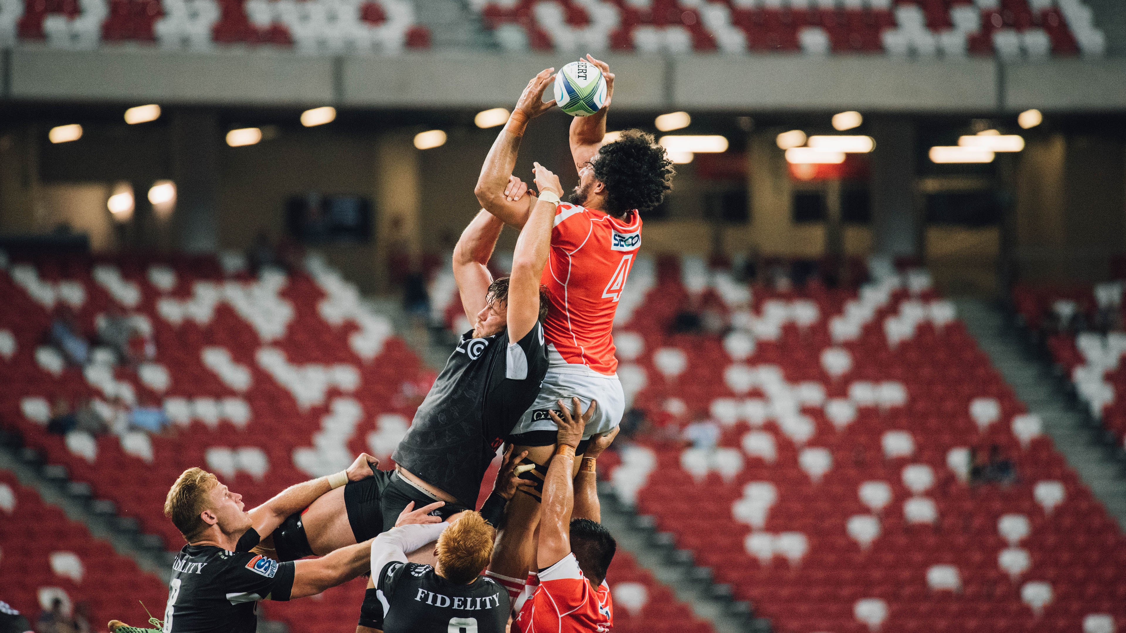 法拉利力克威廉姆斯，皮亚斯特里高光表现，新星闪耀的战术博弈